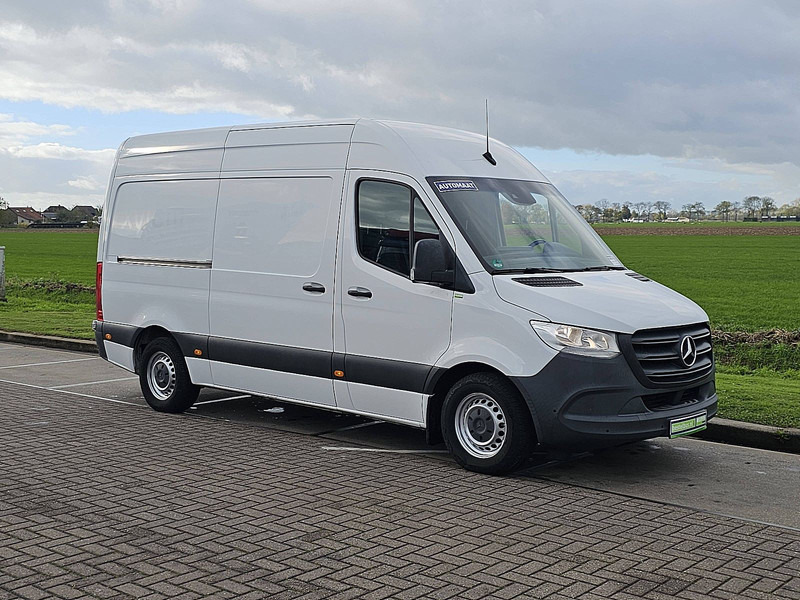 Mercedes-Benz Sprinter 314 L2H2 Mbux RWD - Furgão: foto 5 Mercedes-Benz Sprinter 314 L2H2 Mbux RWD - Furgão: foto 5