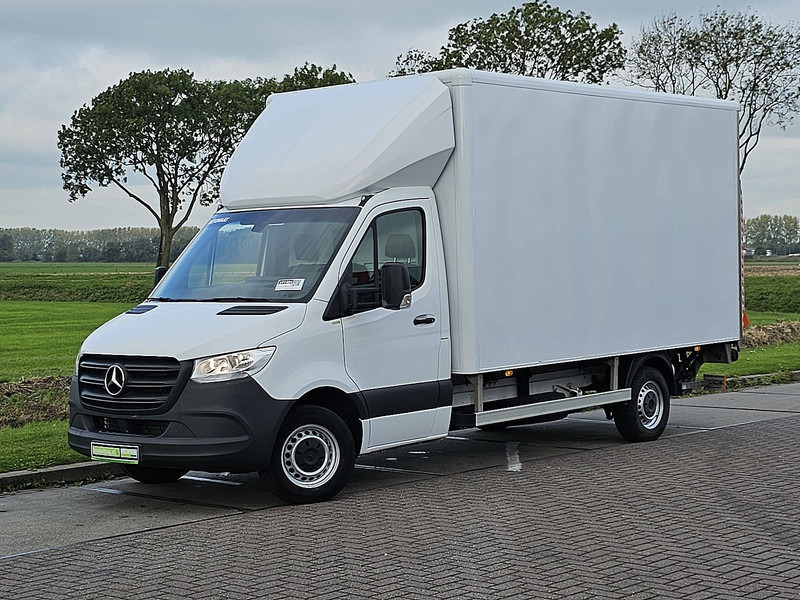 Mercedes-Benz Sprinter 315 Bakwagen Laadklep! - Carrinha de contentor: foto 2 Mercedes-Benz Sprinter 315 Bakwagen Laadklep! - Carrinha de contentor: foto 2