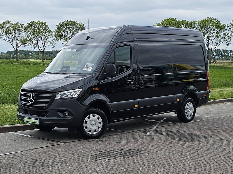 Mercedes-Benz Sprinter 317 L2H2 LED RWD! - Furgão: foto 2 Mercedes-Benz Sprinter 317 L2H2 LED RWD! - Furgão: foto 2