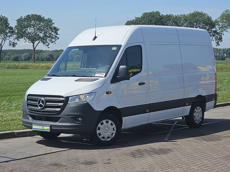 Mercedes-Benz Sprinter 317 L2H2 Navi Mbux - Furgão: foto 2 Mercedes-Benz Sprinter 317 L2H2 Navi Mbux - Furgão: foto 2