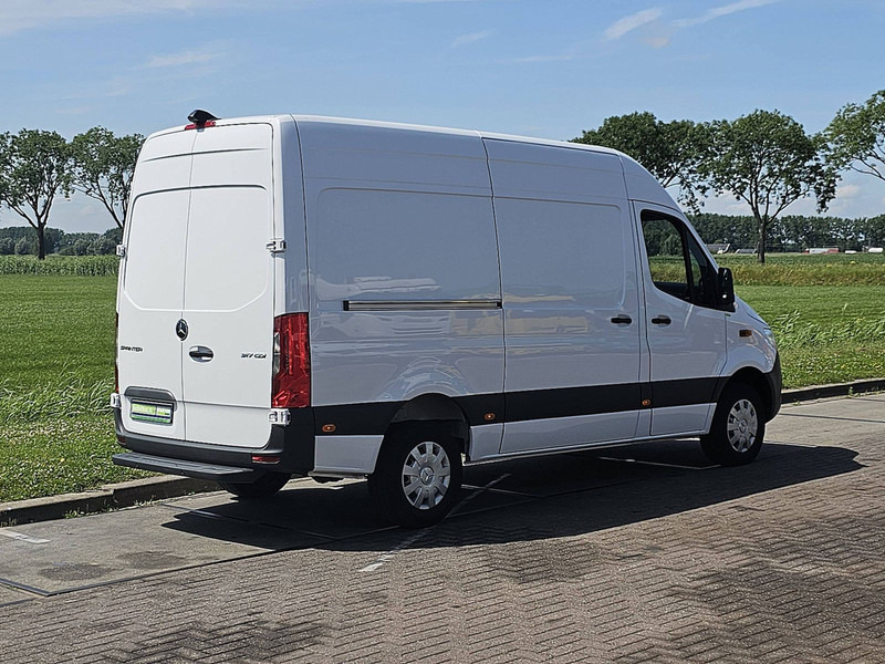 Mercedes-Benz Sprinter 317 L2H2 Navi Mbux - Furgão: foto 3 Mercedes-Benz Sprinter 317 L2H2 Navi Mbux - Furgão: foto 3