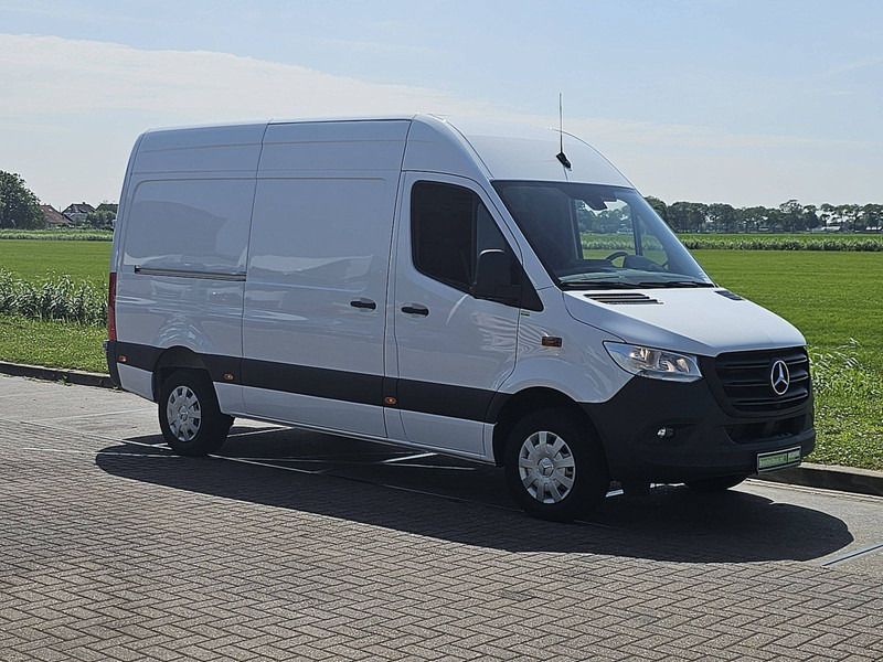 Mercedes-Benz Sprinter 317 L2H2 Navi Mbux - Furgão: foto 5 Mercedes-Benz Sprinter 317 L2H2 Navi Mbux - Furgão: foto 5