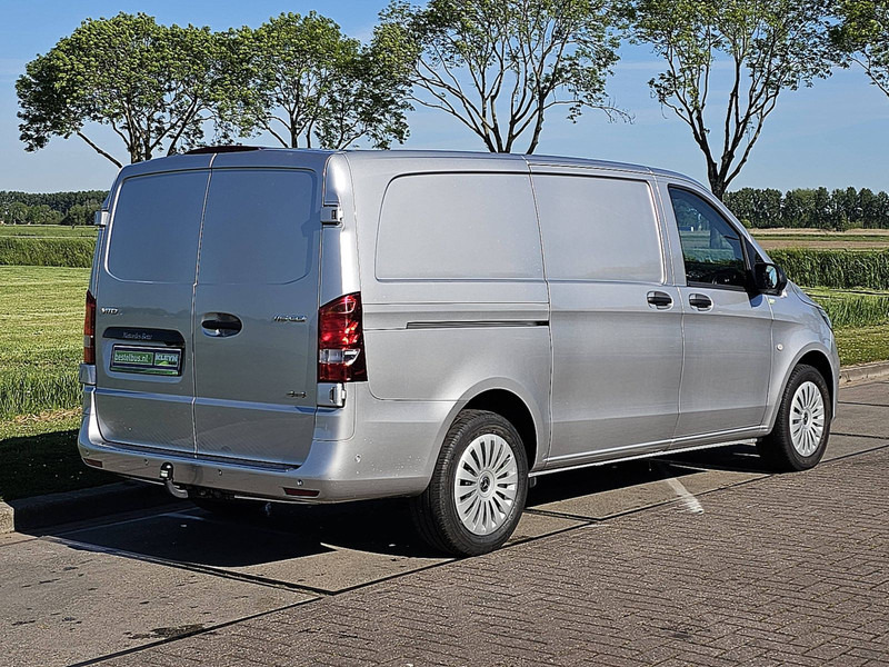 Mercedes-Benz Vito 116 4-MATIC EURO6 - Furgão compacto: foto 3 Mercedes-Benz Vito 116 4-MATIC EURO6 - Furgão compacto: foto 3