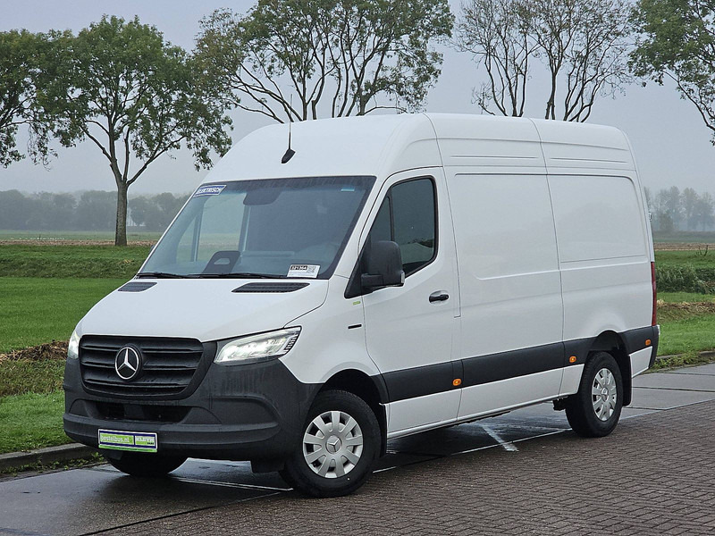 Mercedes-Benz eSprinter 320 L2H2 81kWh Nieuw - Furgão, Carrinha elétrica: foto 2 Mercedes-Benz eSprinter 320 L2H2 81kWh Nieuw - Furgão, Carrinha elétrica: foto 2