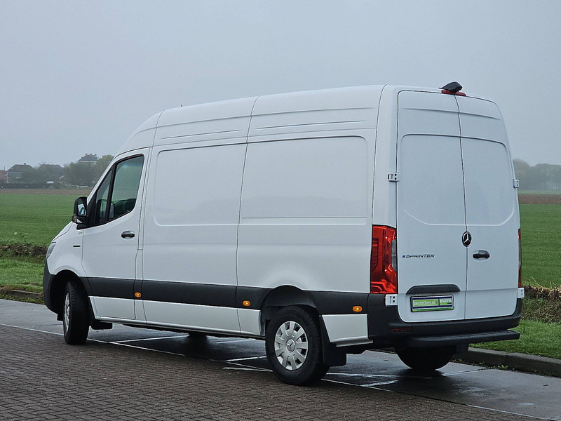 Furgão, Carrinha elétrica Mercedes-Benz eSprinter  320 L2H2 81kWh Nieuw: foto 6 Furgão, Carrinha elétrica Mercedes-Benz eSprinter  320 L2H2 81kWh Nieuw: foto 6