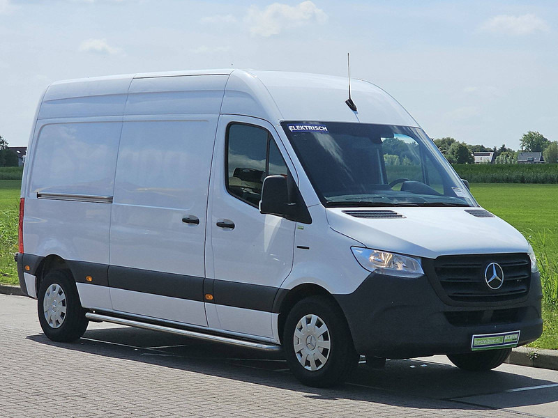 Mercedes-Benz eSprinter L2H2 35 KWH - Furgão, Carrinha elétrica: foto 5 Mercedes-Benz eSprinter L2H2 35 KWH - Furgão, Carrinha elétrica: foto 5