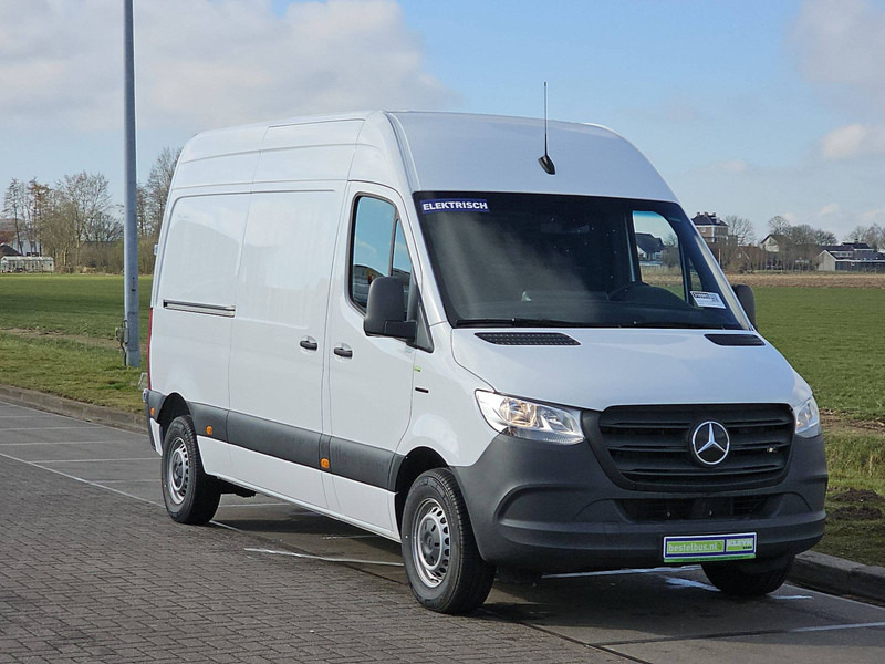 Mercedes-Benz eSprinter L2H2 41kWh DEMO! - Furgão, Carrinha elétrica: foto 5 Mercedes-Benz eSprinter L2H2 41kWh DEMO! - Furgão, Carrinha elétrica: foto 5