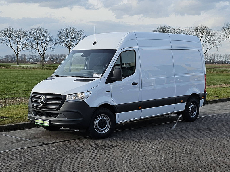 Mercedes-Benz eSprinter L2H2 47 kWh Airco! - Furgão, Carrinha elétrica: foto 2 Mercedes-Benz eSprinter L2H2 47 kWh Airco! - Furgão, Carrinha elétrica: foto 2