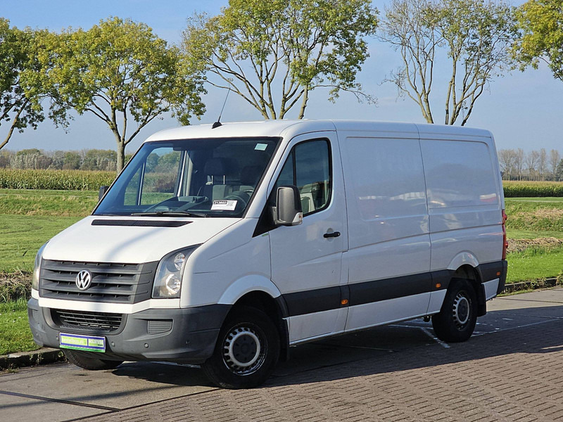 Volkswagen Crafter 35 2.0 L2H1 3.5T-Trekhaak ! - Furgão: foto 2 Volkswagen Crafter 35 2.0 L2H1 3.5T-Trekhaak ! - Furgão: foto 2