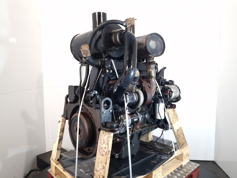 Iveco FPT F4HE9684E*J104 Engine (Plant) - Motor por Máquina de construção: foto 1 Iveco FPT F4HE9684E*J104 Engine (Plant) - Motor por Máquina de construção: foto 1