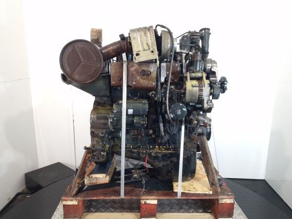 Komatsu/Cummins S4D102E-1/4BT3.9 Engine (Plant) - Motor por Máquina de construção: foto 4 Komatsu/Cummins S4D102E-1/4BT3.9 Engine (Plant) - Motor por Máquina de construção: foto 4