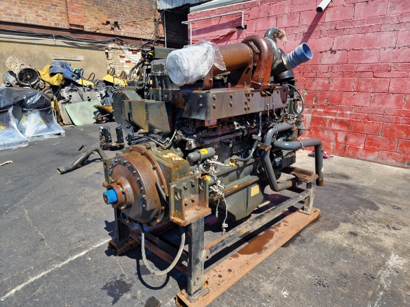 Komatsu SAA6D170E-5 Engine (Plant) - Motor por Máquina de construção: foto 1 Komatsu SAA6D170E-5 Engine (Plant) - Motor por Máquina de construção: foto 1