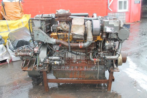 Motor por Equipamento industrial Komatsu SD140 / EM665A-A: foto 6