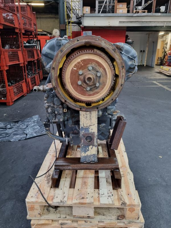 Komatsu WA320-3 Gearbox (Plant) - Caixa de velocidade por Máquina de construção: foto 3 Komatsu WA320-3 Gearbox (Plant) - Caixa de velocidade por Máquina de construção: foto 3