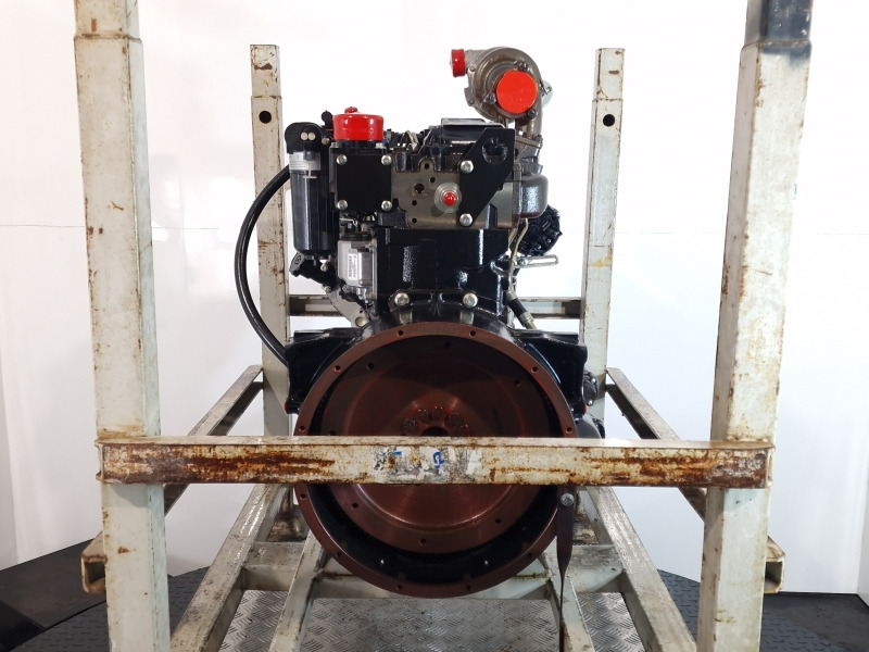 NEW Perkins 1104D-44TA NM Engine (Plant) - Motor por Máquina de construção: foto 5 NEW Perkins 1104D-44TA NM Engine (Plant) - Motor por Máquina de construção: foto 5