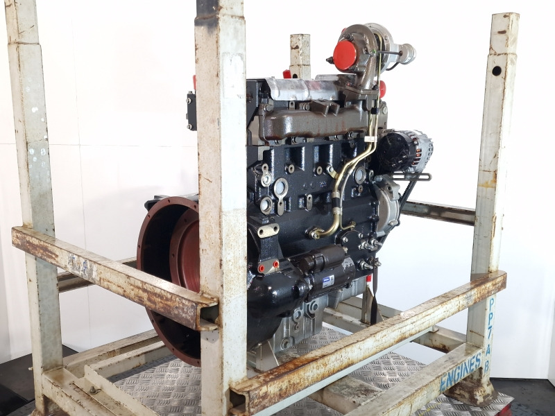 Perkins 1104D-44TA Engine (Plant) - Motor por Máquina de construção: foto 1 Perkins 1104D-44TA Engine (Plant) - Motor por Máquina de construção: foto 1