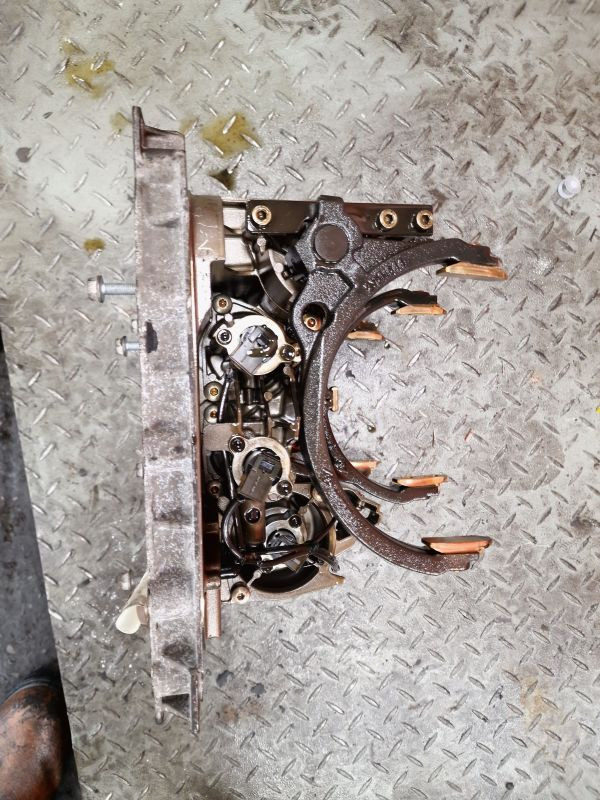 Volvo AT2612D Wabco Gearshift Mechanism Gearbox - Caixa de velocidade: foto 4 Volvo AT2612D Wabco Gearshift Mechanism Gearbox - Caixa de velocidade: foto 4