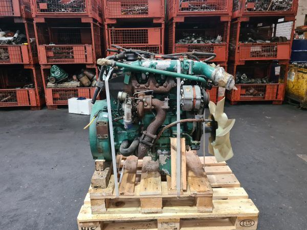 Volvo D4A Perkins 1004 Engine - Motor por Máquina de construção: foto 3 Volvo D4A Perkins 1004 Engine - Motor por Máquina de construção: foto 3