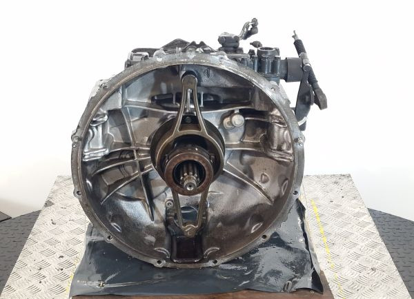ZF 6S700TO Gearbox - Caixa de velocidade: foto 2 ZF 6S700TO Gearbox - Caixa de velocidade: foto 2