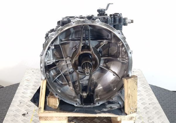 ZF 6S800TO Gearbox - Caixa de velocidade: foto 2 ZF 6S800TO Gearbox - Caixa de velocidade: foto 2