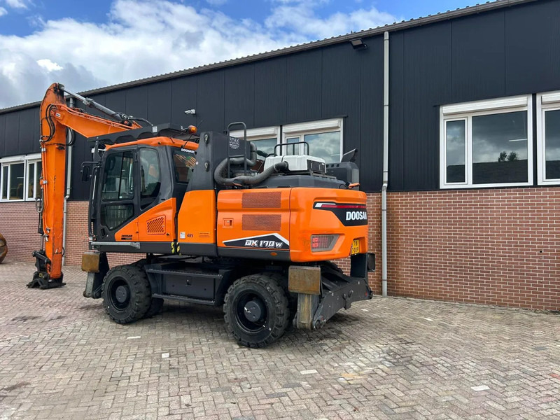 Doosan DX170W-5 - Manipulador de material: foto 3 Doosan DX170W-5 - Manipulador de material: foto 3