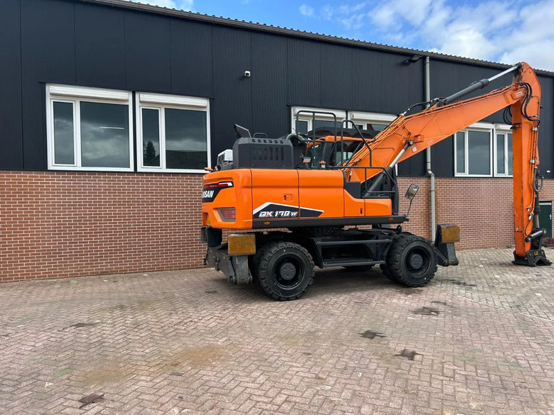 Doosan DX170W-5 - Manipulador de material: foto 4 Doosan DX170W-5 - Manipulador de material: foto 4
