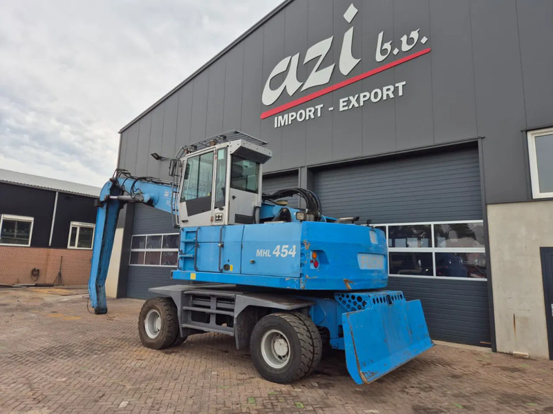 Fuchs MHL454 - Manipulador de material: foto 4 Fuchs MHL454 - Manipulador de material: foto 4