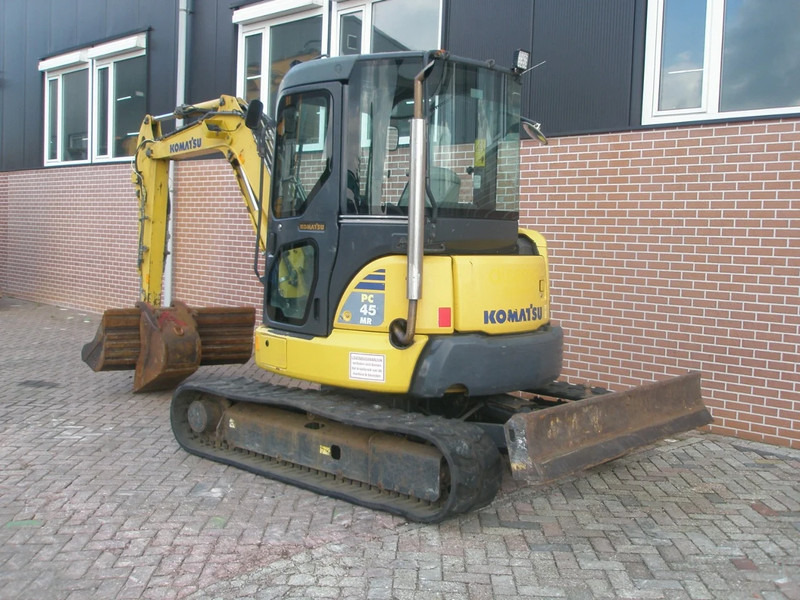 Komatsu PC45MR-3 - Mini escavadeira: foto 2 Komatsu PC45MR-3 - Mini escavadeira: foto 2