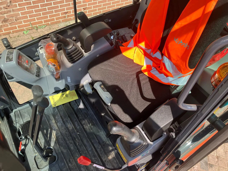 Escavadora de rastos Kubota KX019 4: foto 7 Escavadora de rastos Kubota KX019 4: foto 7