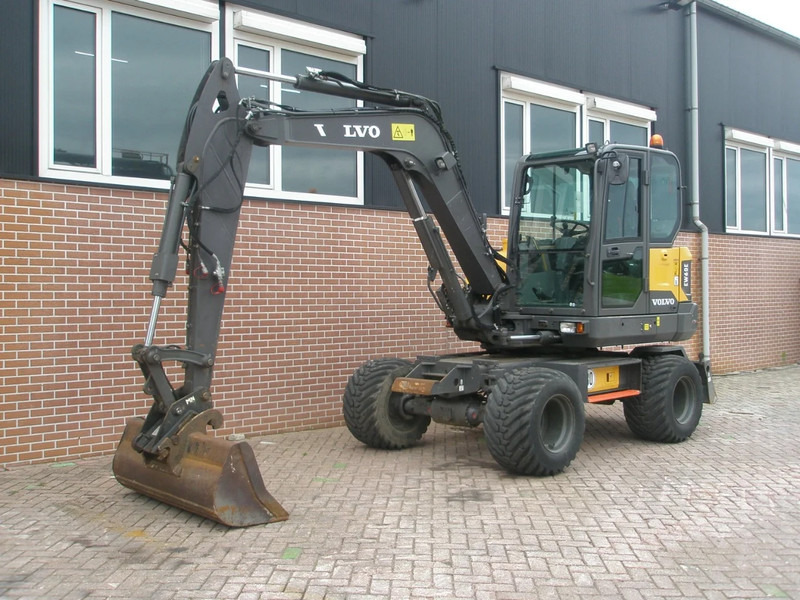 Volvo EW60E - Escavadeira de rodas: foto 1 Volvo EW60E - Escavadeira de rodas: foto 1