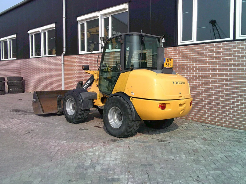 Volvo L25B - Pá carregadora de rodas: foto 2 Volvo L25B - Pá carregadora de rodas: foto 2