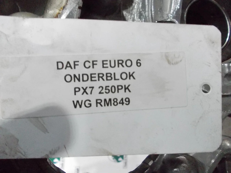 Motor e peças por Camião DAF 1711025 ONDERBLOK EURO 6 CF LF PX7 250PK: foto 8