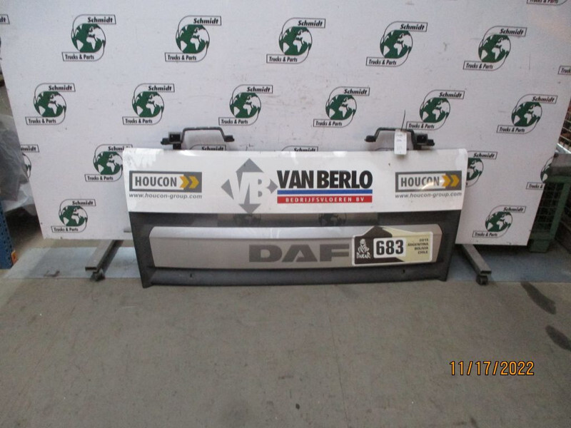 DAF 1893917/1894039/1887711/1956193 COMPLEET GRILL CF EURO 6 MODEL 2016 - Grade radiador por Camião: foto 2 DAF 1893917/1894039/1887711/1956193 COMPLEET GRILL CF EURO 6 MODEL 2016 - Grade radiador por Camião: foto 2