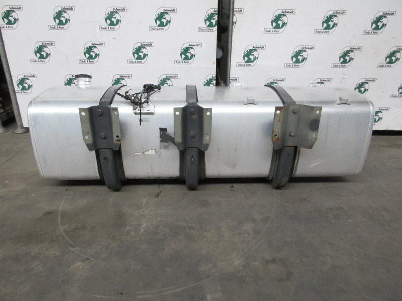 DAF 1944801 DIESEL TANK DAF XF CF MODEL 2021 845 LITER INHOUD - Tanque de combustível por Camião: foto 5 DAF 1944801 DIESEL TANK DAF XF CF MODEL 2021 845 LITER INHOUD - Tanque de combustível por Camião: foto 5
