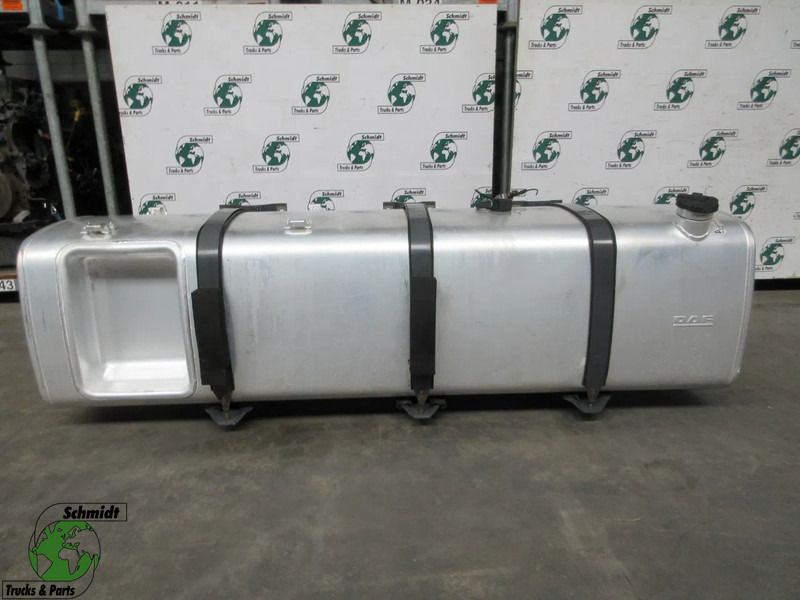 DAF 1944801 DIESEL TANK DAF XF CF MODEL 2021 845 LITER INHOUD - Tanque de combustível por Camião: foto 1 DAF 1944801 DIESEL TANK DAF XF CF MODEL 2021 845 LITER INHOUD - Tanque de combustível por Camião: foto 1