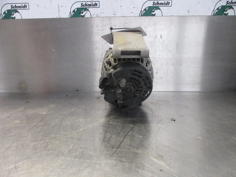 DAF 2022545 DYNAMO DAF XF CF NIEUWE EN GEBRUIK MODEL 2021 - Alternador por Camião: foto 2 DAF 2022545 DYNAMO DAF XF CF NIEUWE EN GEBRUIK MODEL 2021 - Alternador por Camião: foto 2
