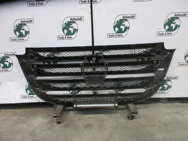 DAF 2046502 // 1886591 DAF CF XF GRILL EURO 6 MODEL 2020 - Grade radiador por Camião: foto 4 DAF 2046502 // 1886591 DAF CF XF GRILL EURO 6 MODEL 2020 - Grade radiador por Camião: foto 4