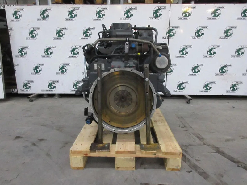 DAF 22452742/// 1715909//1706295 // PX-7 217 K2 DAF LF 290 - Motor por Camião: foto 4 DAF 22452742/// 1715909//1706295 // PX-7 217 K2 DAF LF 290 - Motor por Camião: foto 4