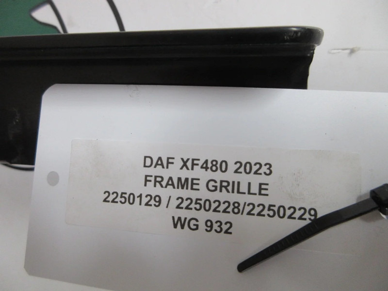 DAF 2250129//2250228//2250229 FRAME GRILL DAF XG480 MODEL 2023 - Cabine e interior por Camião: foto 4 DAF 2250129//2250228//2250229 FRAME GRILL DAF XG480 MODEL 2023 - Cabine e interior por Camião: foto 4
