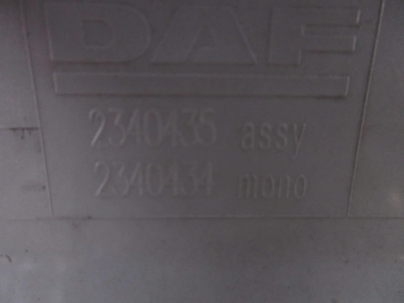 DAF 2340435//2340434 GRILL DEEL XG 480 MODEL 2023 - Cabine e interior por Camião: foto 3 DAF 2340435//2340434 GRILL DEEL XG 480 MODEL 2023 - Cabine e interior por Camião: foto 3