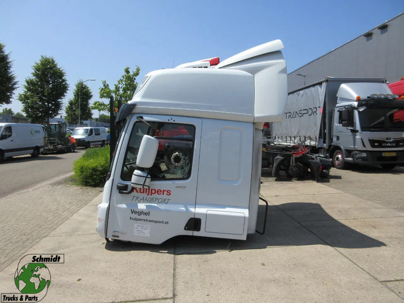DAF DAF CF 410 EURO 6 MODEL 2021 VOOR ONDERDELEN DONOR EURO 6 - Cabine e interior por Camião: foto 1 DAF DAF CF 410 EURO 6 MODEL 2021 VOOR ONDERDELEN DONOR EURO 6 - Cabine e interior por Camião: foto 1