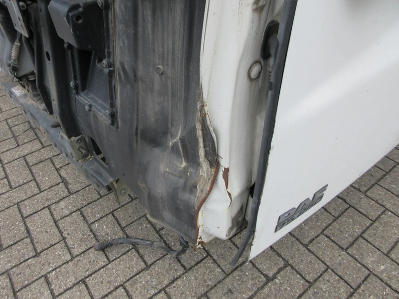 Cabine e interior por Camião DAF DAF CF 75 DAGCABINE MODEL EURO 5: foto 9 Cabine e interior por Camião DAF DAF CF 75 DAGCABINE MODEL EURO 5: foto 9