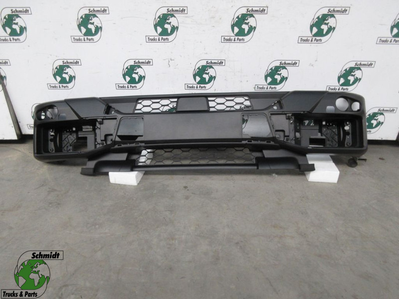Iveco 5801690553 BUMPER IVECO EUROCARGO EURO 6 NIEUW - Para-choque por Camião: foto 1 Iveco 5801690553 BUMPER IVECO EUROCARGO EURO 6 NIEUW - Para-choque por Camião: foto 1