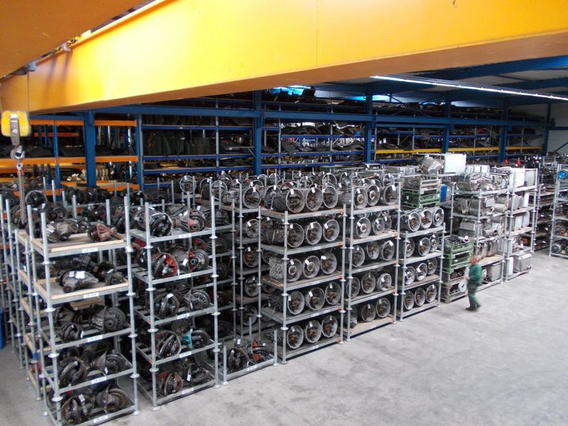 Caixa de velocidade por Camião Iveco 5801960669 TRANSMISSIE 12 AS 2330 TD EURO 6 100.000KM HI WAY: foto 11 Caixa de velocidade por Camião Iveco 5801960669 TRANSMISSIE 12 AS 2330 TD EURO 6 100.000KM HI WAY: foto 11