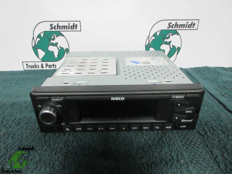 Iveco 5802566421 RADIO IVECO S WAY EURO 6 - Sistema elétrico por Camião: foto 1 Iveco 5802566421 RADIO IVECO S WAY EURO 6 - Sistema elétrico por Camião: foto 1