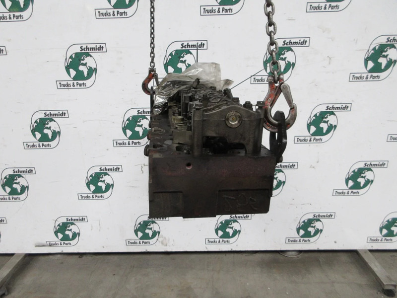 MAN 51.03100-6273//51.03100-6259//51.03100-6275 TGM 12.250 EURO 6 - Bloco do motor por Camião: foto 4 MAN 51.03100-6273//51.03100-6259//51.03100-6275 TGM 12.250 EURO 6 - Bloco do motor por Camião: foto 4