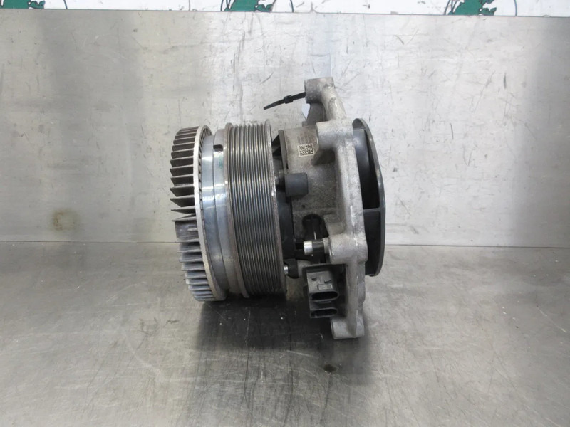MAN 51.06500-7131 WATERPOMP MAN TGX 18.510 EURO 6 - Motor e peças por Camião: foto 3 MAN 51.06500-7131 WATERPOMP MAN TGX 18.510 EURO 6 - Motor e peças por Camião: foto 3