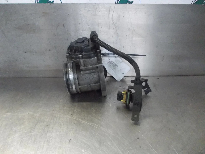MAN 51.09413-7018 GASKLEPHUIS MAN 18.560 TGX EURO 6 - Motor e peças por Camião: foto 4 MAN 51.09413-7018 GASKLEPHUIS MAN 18.560 TGX EURO 6 - Motor e peças por Camião: foto 4