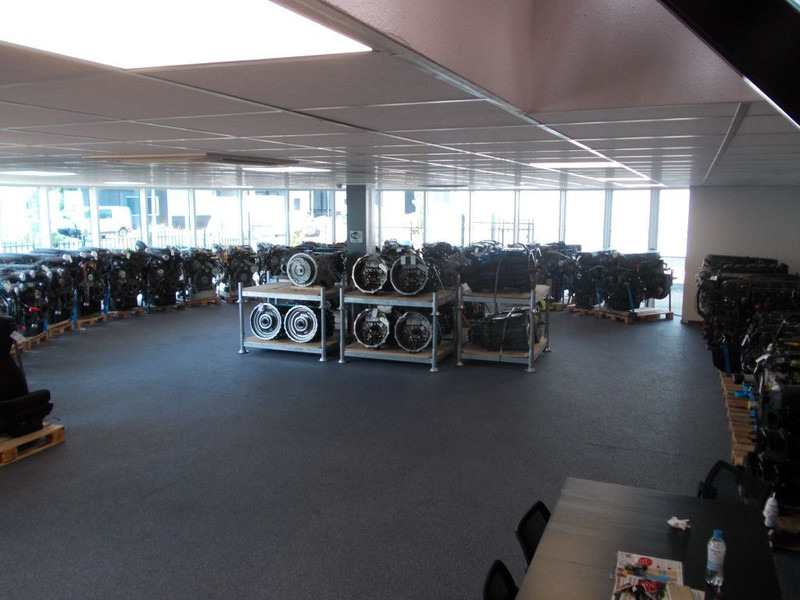 Caixa de velocidade por Camião MAN 81.32004-6388//12AS2131 TD TRANSMISSIE TGX TGS EURO 6: foto 11