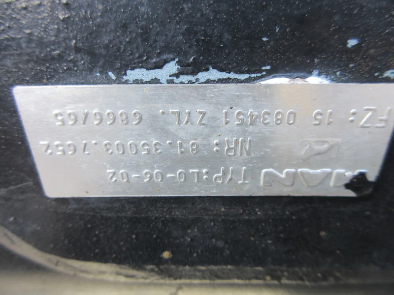 MAN 81.35003-7652 SLEEP AS TYPE LO-06-02 MAT TGX 24.440 EURO 6 - Eixo e peças por Camião: foto 5 MAN 81.35003-7652 SLEEP AS TYPE LO-06-02 MAT TGX 24.440 EURO 6 - Eixo e peças por Camião: foto 5